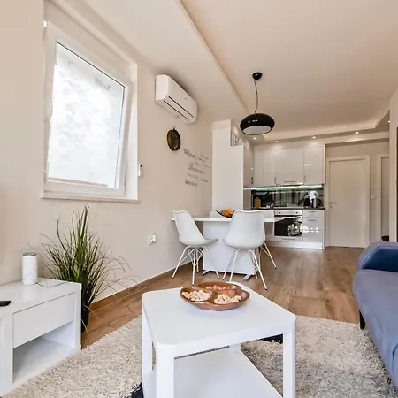 Apartment B&B *