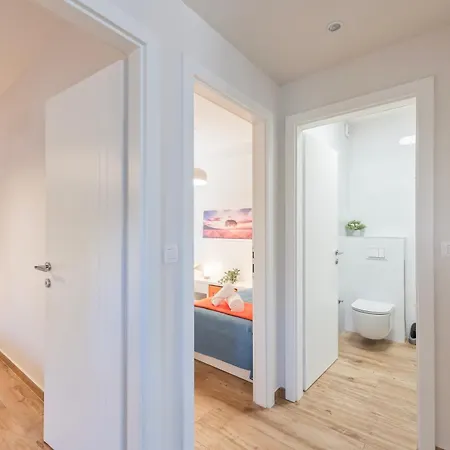 Apartment B&B * زادار